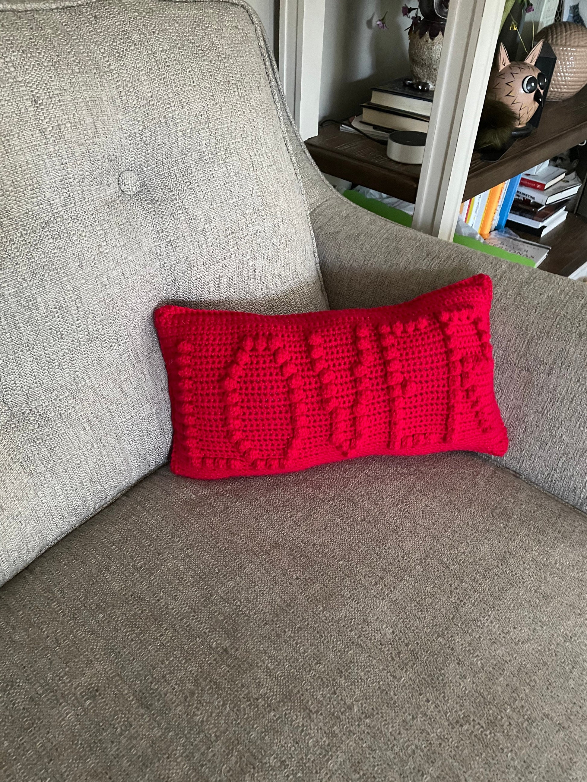 CROCHET PATTERN- Lover Pillow Pattern, Valentines Pillow Pattern