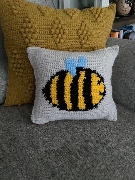 CROCHET PATTERN- Tiktok Bee Pillow, Bee Pillow